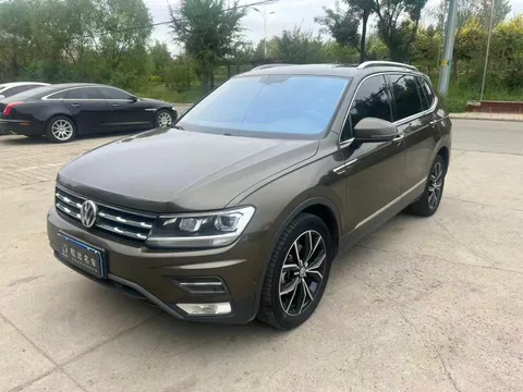 Volkswagen Tiguan L