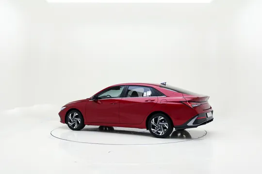 Hyundai Elantra (Avante)