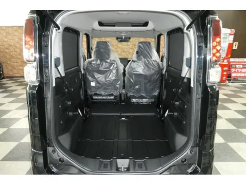 Suzuki Spacia Base