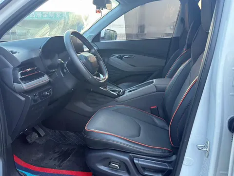 Baojun RS-3