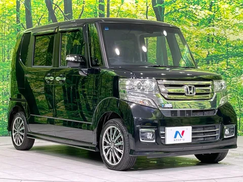 Honda N-BOX Custom