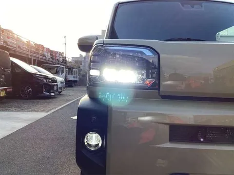 Daihatsu Taft