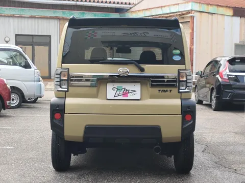 Daihatsu Taft