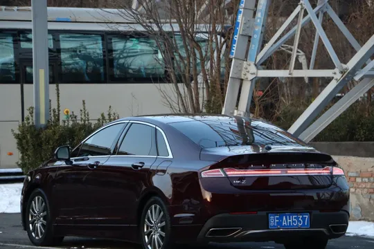 Lincoln MKZ