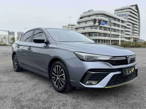 Roewe i5