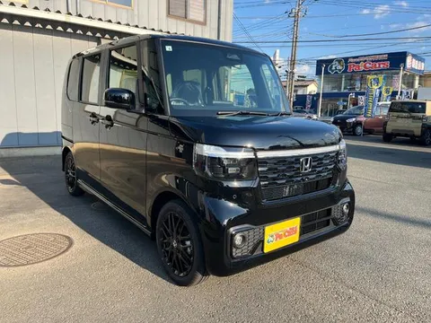 Honda N-BOX Custom