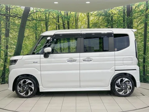 Suzuki Spacia Custom