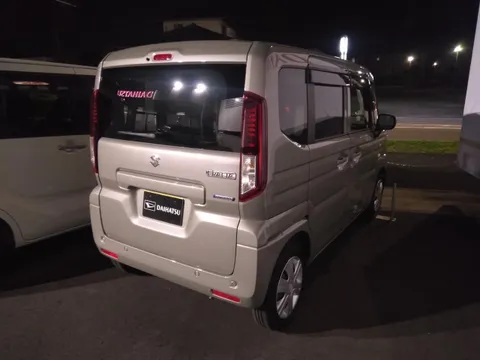 Suzuki Spacia