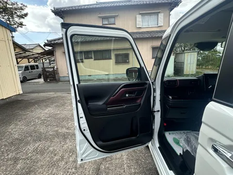 Suzuki Spacia Custom