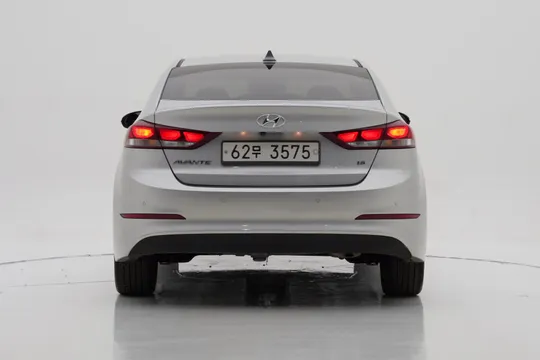 Hyundai Elantra (Avante)