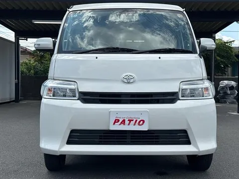 Toyota TownAce Van
