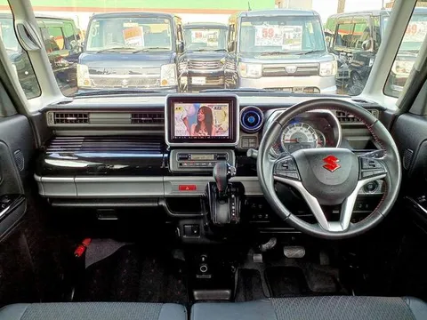 Suzuki Spacia Custom