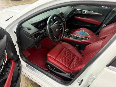 Cadillac ATS-L