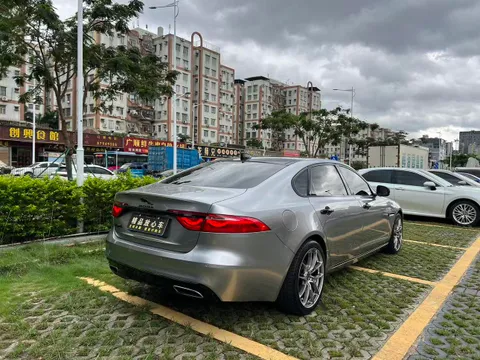 Jaguar XFL