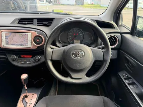 Toyota Yaris (Vitz)