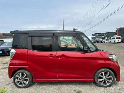 Nissan Dayz Roox
