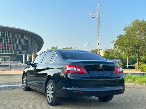 Peugeot 408