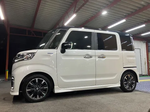Suzuki Spacia Custom