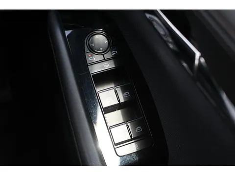 Mazda MAZDA3 Sedan