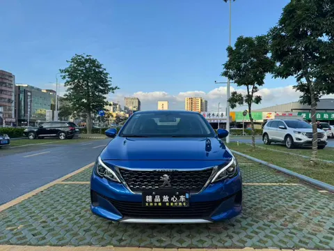 Peugeot 408