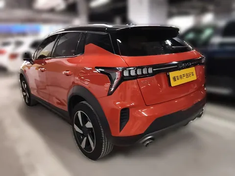 Lynk & Co Lynk & Co 06