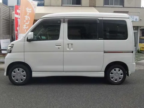 Daihatsu Atrai Wagon