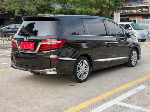 Honda Elysion
