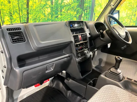 Nissan Clipper Truck