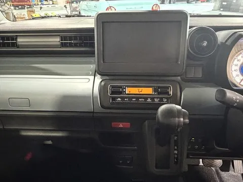 Suzuki Spacia Base