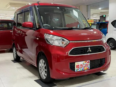 Mitsubishi eK Space