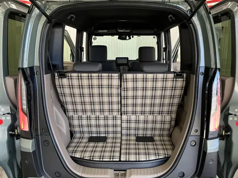 Honda N-BOX Joy