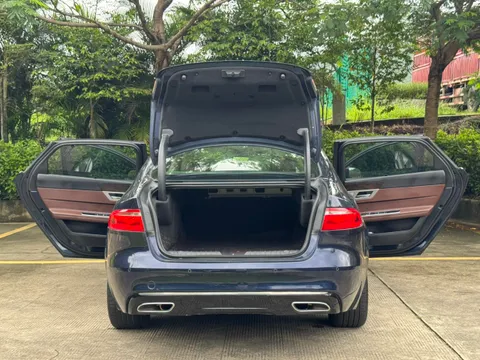 Jaguar XFL