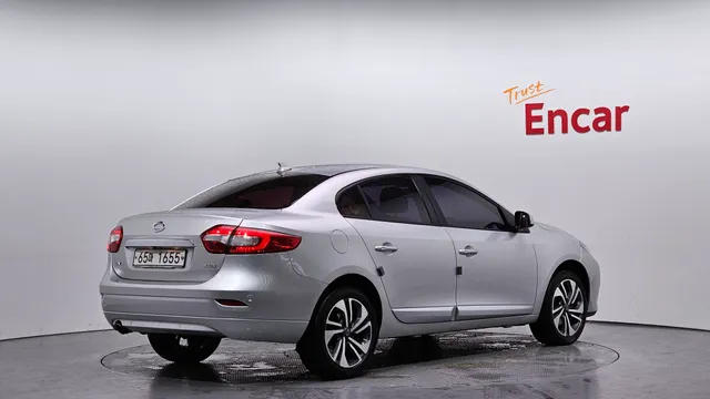 Renault SM3
