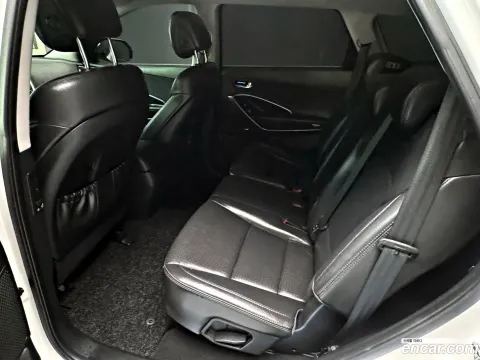Hyundai Grand Santa Fe (Maxcruz)