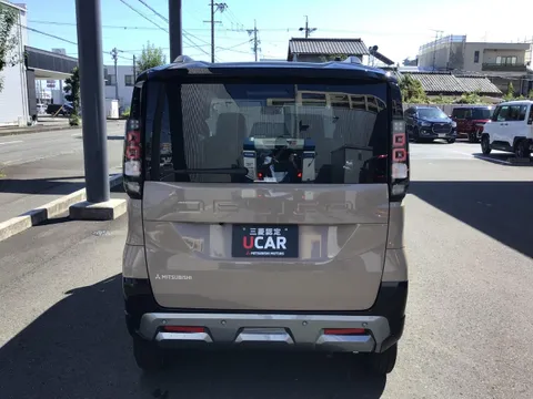 Mitsubishi Delica Mini