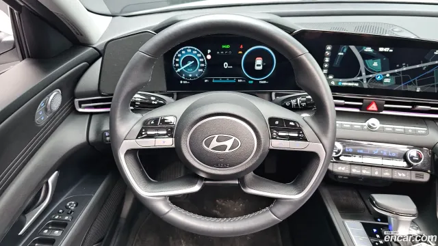 Hyundai Elantra (Avante)