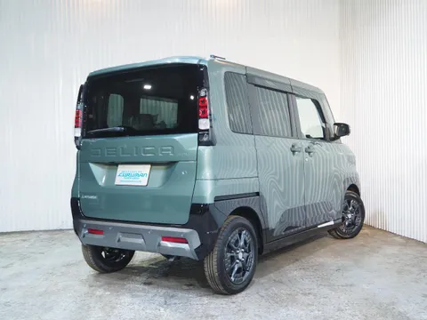 Mitsubishi Delica Mini