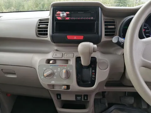 Honda N-BOX Plus
