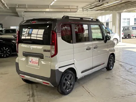 Suzuki Spacia