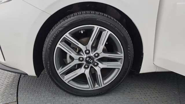 Kia Cerato (K3)