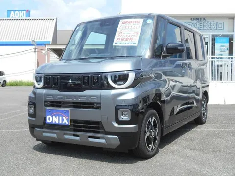 Mitsubishi Delica Mini