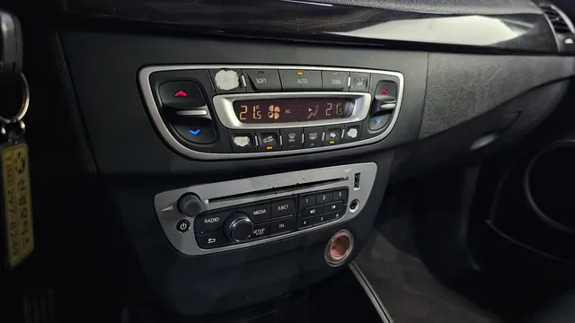 Renault SM3
