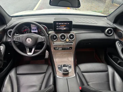 Mercedes-Benz Mercedes-Benz GLC
