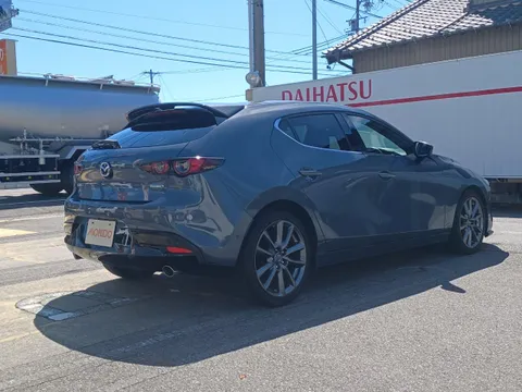 Mazda MAZDA3 Fastback