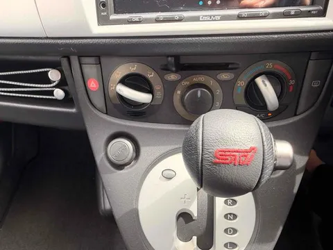 Subaru R2