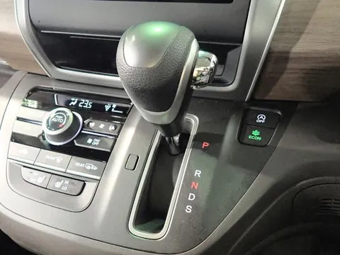 Honda Freed Plus