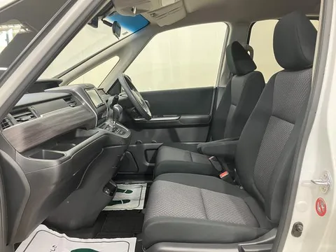Honda Freed Plus