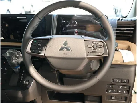 Mitsubishi Delica Mini