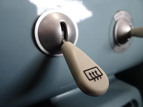 Nissan Pao