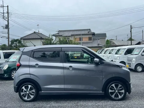 Mitsubishi eK X
